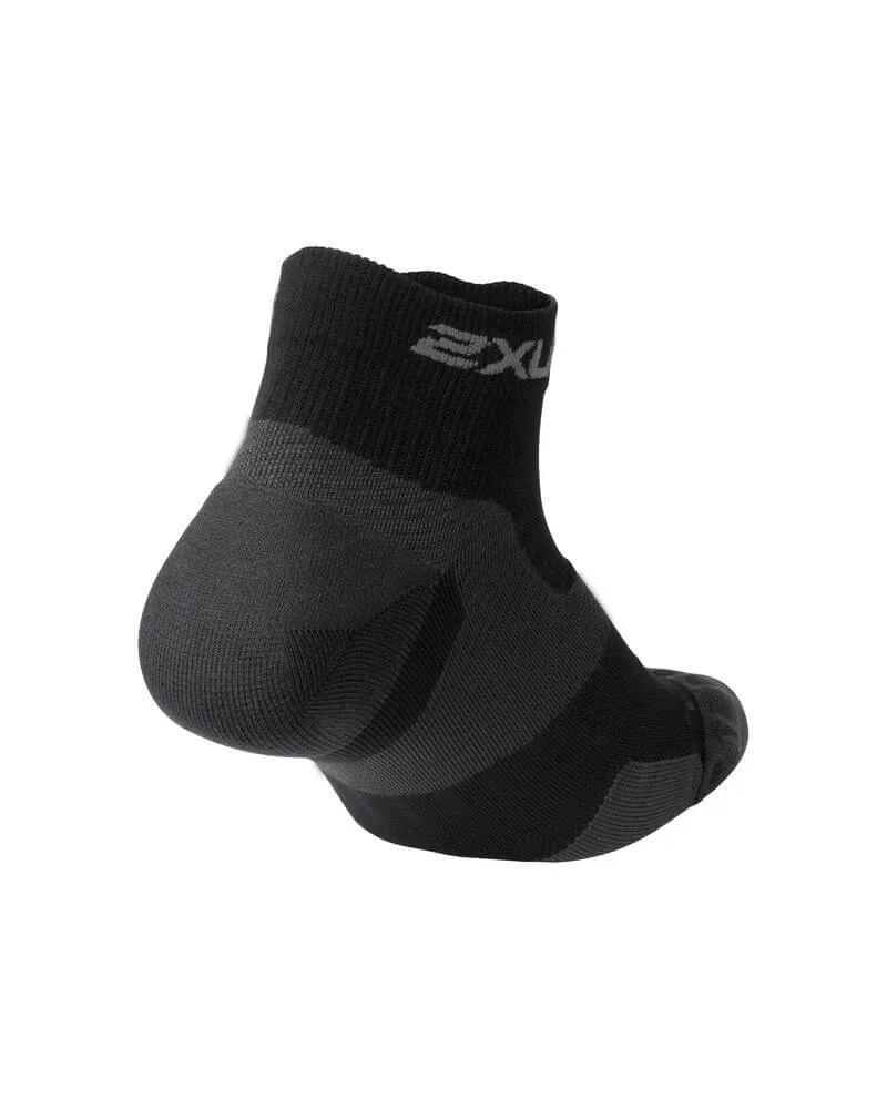 2XU Vectr Cushion 1/4 Crew Socks - Black/Titanium