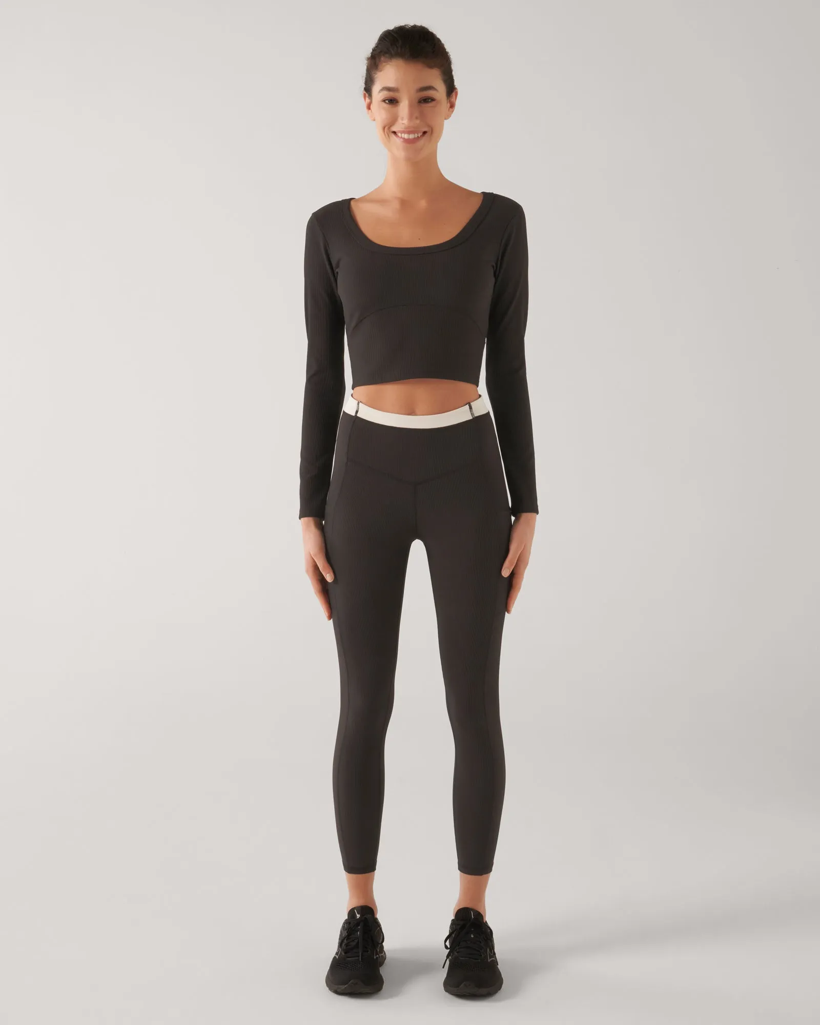 PAXTON LONG SLEEVE TOP BLACK